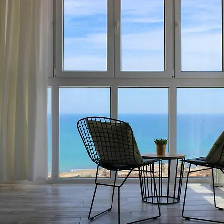 Modern In With Air Conditioning 50 M² *