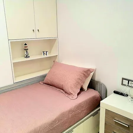Modern In With Air Conditioning 50 M² * Torrevieja